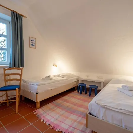 Klassik Mit 2 Schlafzimmern Und Terrasse C52 * Dranske